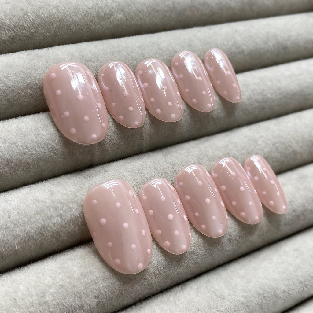 Hailey Bieber's identical style—Translucent nude pink polka dot handmade nails - RT